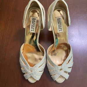 Badgley Mischka evening peep toe heels